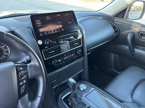 Used 2023 Nissan Armada SV image 18