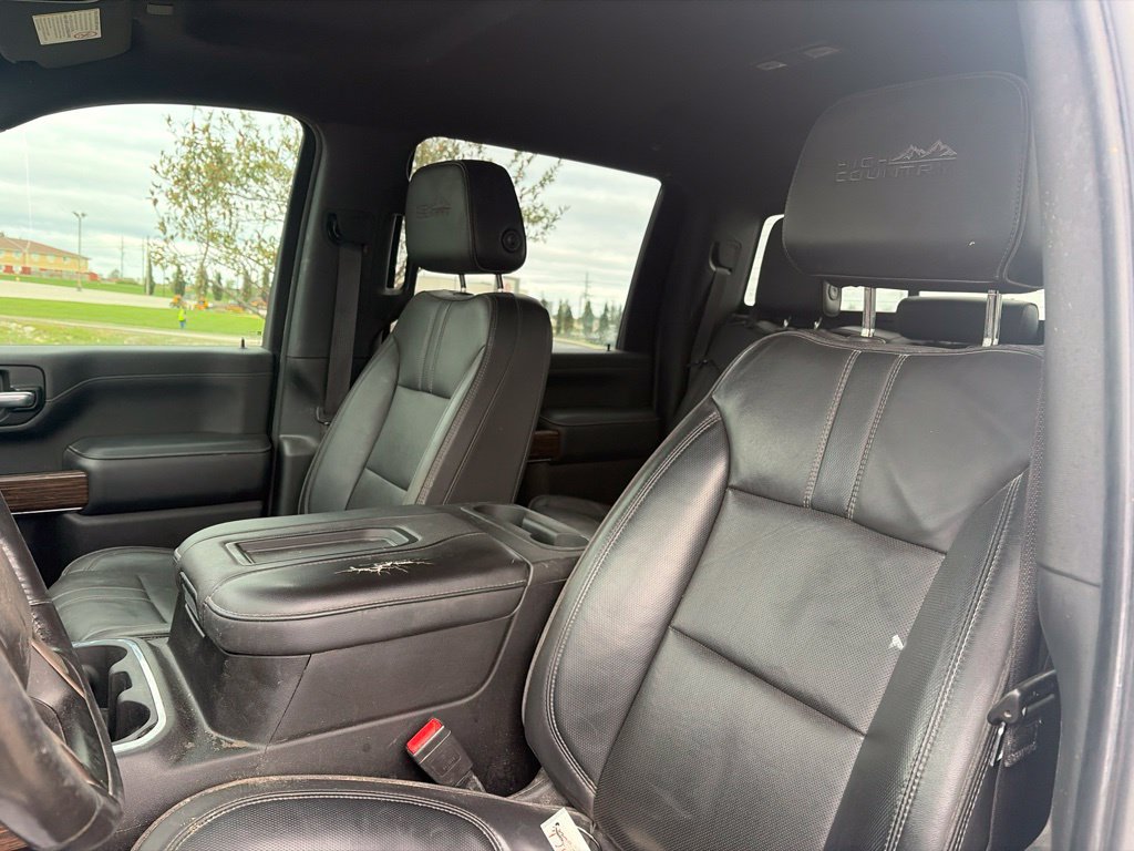 Used 2022 Chevrolet Silverado 3500 High Country w/ Safety Package II AWD/4WD image 44