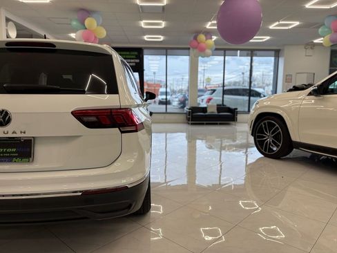 Used 2024 Volkswagen Tiguan SE image 14