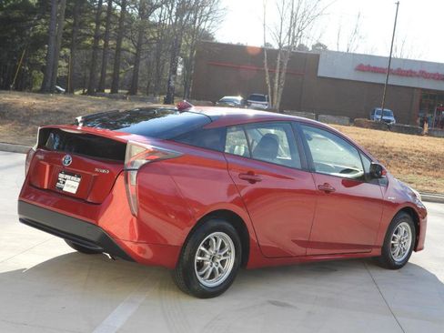 Used 2017 Toyota Prius Two image 23