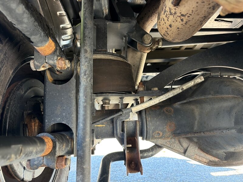 Used 2022 Ford F350 Lariat w/ Lariat Ultimate Package AWD/4WD image 37