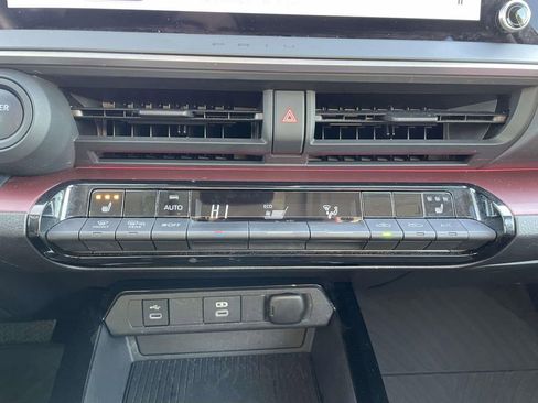 Used 2024 Toyota Prius Prime image 30