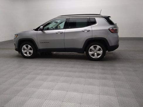 Used 2020 Jeep Compass Latitude w/ Popular Equipment Group FWD image 3