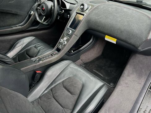 Used 2012 McLaren MP4-12C Coupe RWD image 20