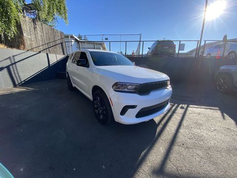Used 2025 Dodge Durango GT AWD/4WD image 8