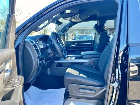 New 2026 RAM 1500 4x4 Crew Cab image 21