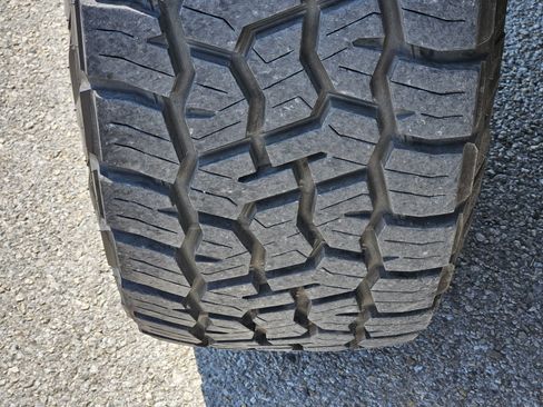 Used 2022 Ford F150 Lariat AWD/4WD image 11