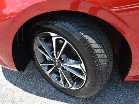 Used 2023 Kia Forte LXS FWD image 40