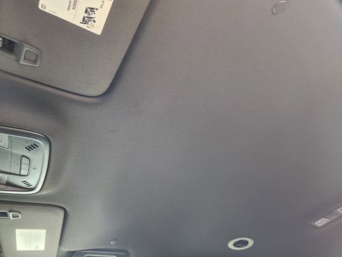 Certified 2022 Chevrolet Traverse LT image 27