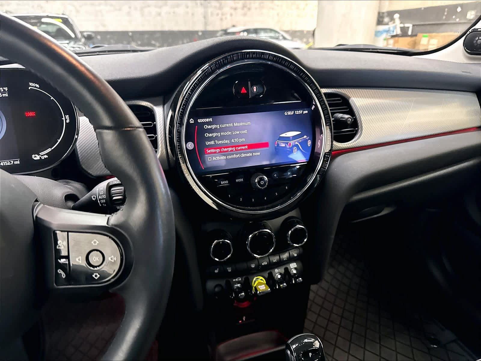 Used 2024 MINI Cooper SE FWD image 9