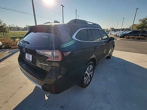 Certified 2021 Subaru Outback Limited image 6