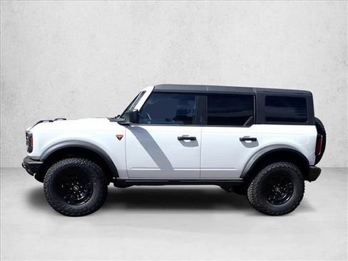 New 2026 Ford Bronco Badlands AWD/4WD image 2