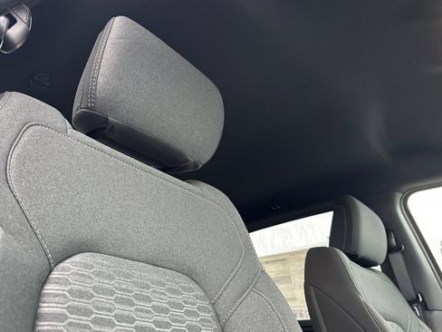 New 2026 RAM 1500 4x4 Crew Cab image 17