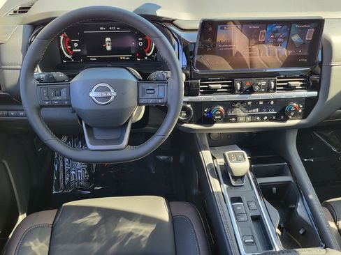 New 2026 Nissan Pathfinder Platinum w/ Cargo Package FWD image 5