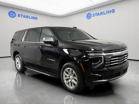 Certified 2025 Chevrolet Suburban Premier AWD/4WD image 14