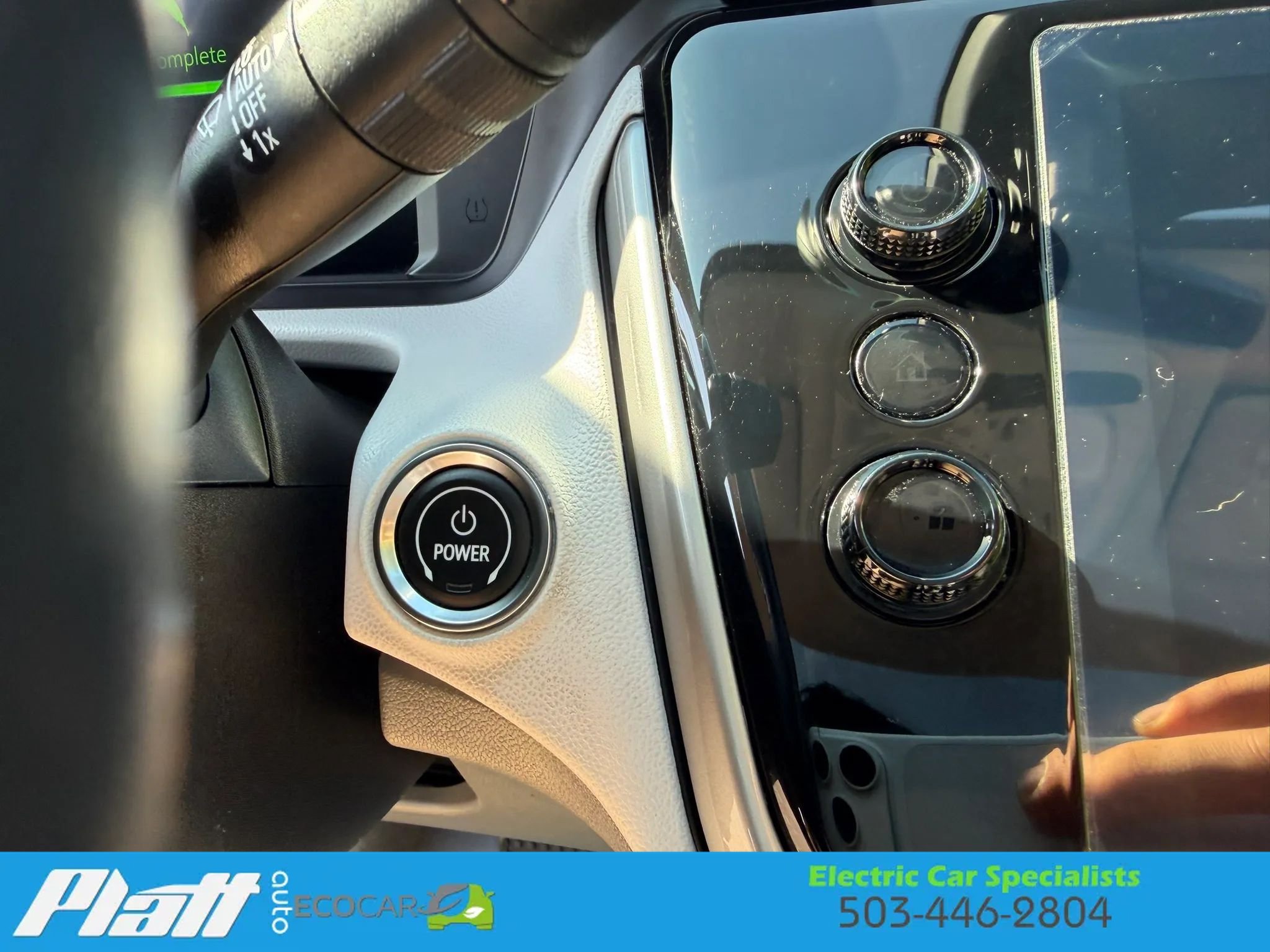 Used 2022 Chevrolet Bolt EUV Premier w/ Sun & Sound Package FWD image 22