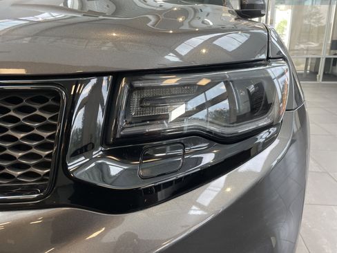 Used 2021 Jeep Grand Cherokee SRT AWD/4WD image 5