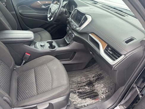 Used 2020 GMC Terrain SLE w/ Driver Convenience Package image 11