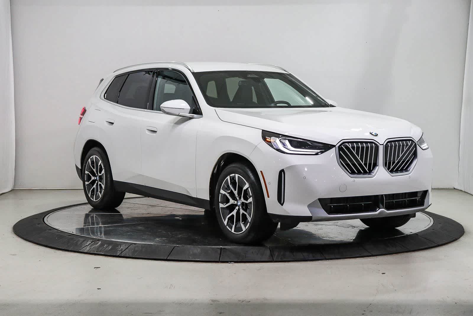 Used 2026 BMW X3 xDrive30i AWD/4WD image 5