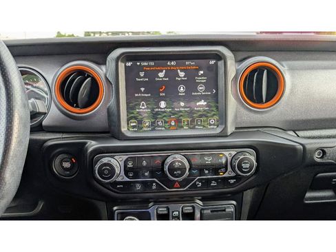 Used 2021 Jeep Gladiator Mojave image 25