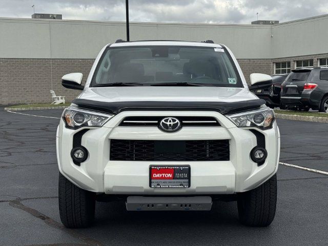 Used 2023 Toyota 4Runner SR5 AWD/4WD image 2