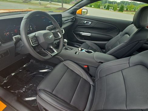 Used 2026 Ford Mustang GT Premium RWD image 15