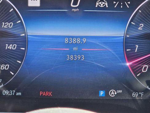 Used 2023 Mercedes-Benz S 500 4MATIC image 24
