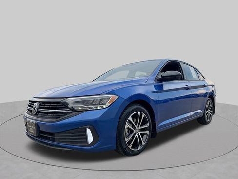 Used 2023 Volkswagen Jetta Sport FWD image 4