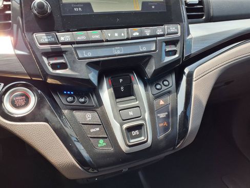Used 2022 Honda Odyssey Elite image 12