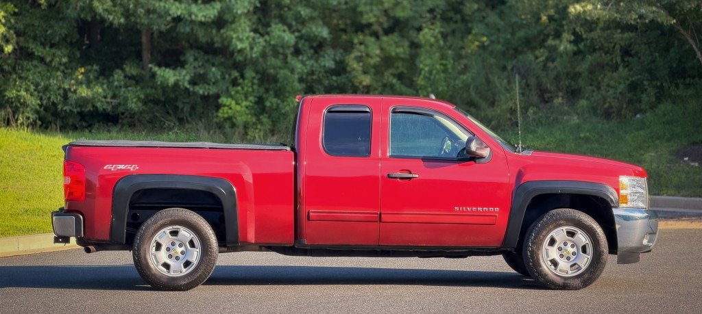Used 2013 Chevrolet Silverado 1500 LT w/ All-Star Edition AWD/4WD image 7
