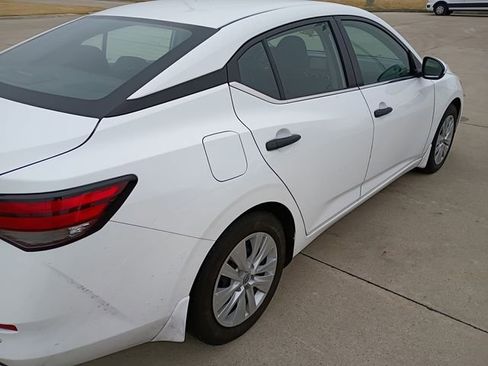 Used 2025 Nissan Sentra S image 7