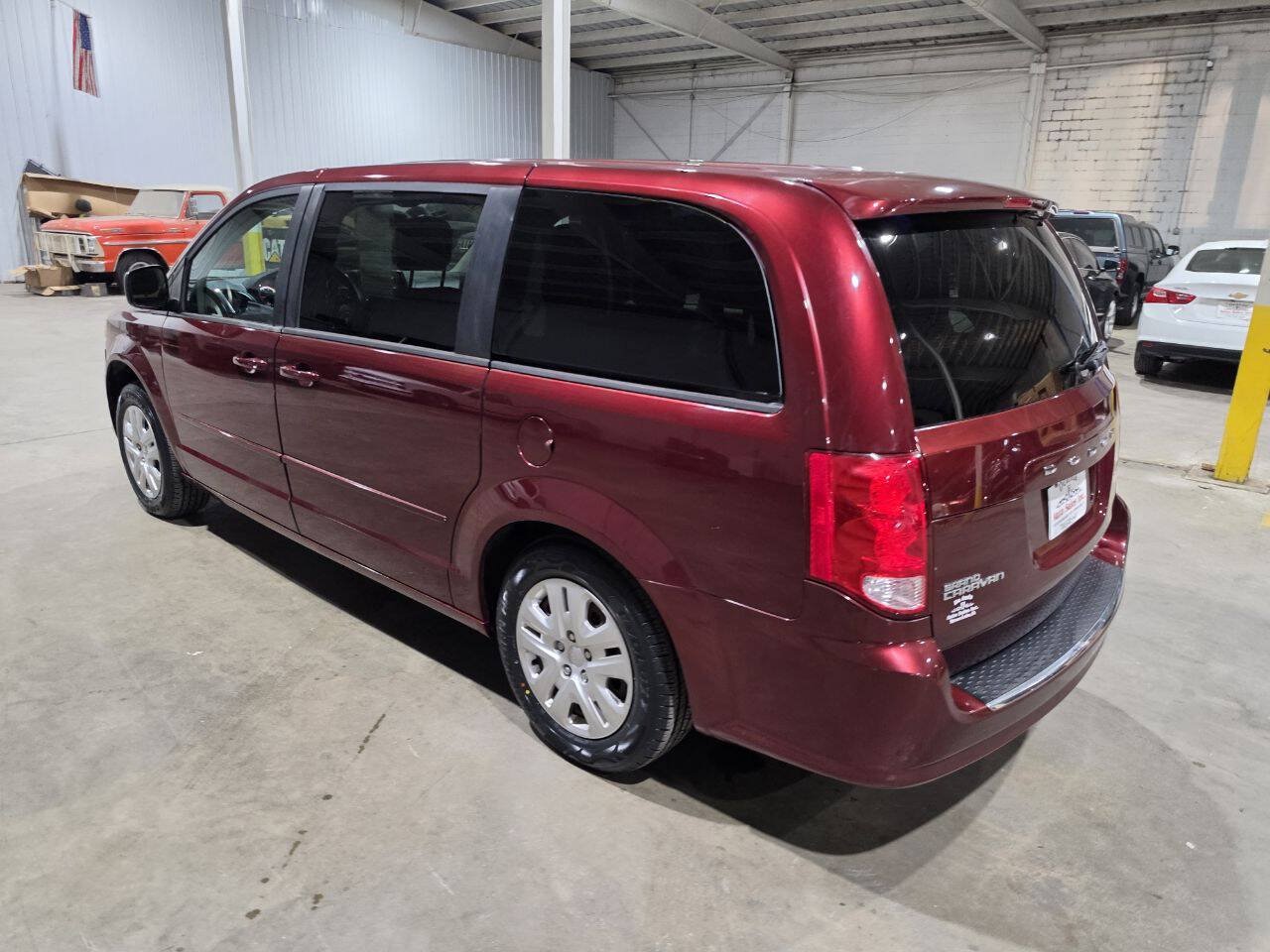 Used 2017 Dodge Grand Caravan SE w/ Power Window Group FWD image 8