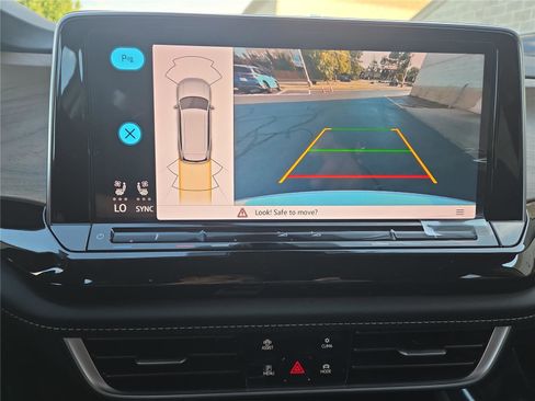 New 2026 Volkswagen Atlas SE image 21