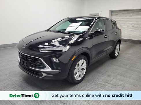 Used 2024 Buick Encore GX Preferred FWD image 1