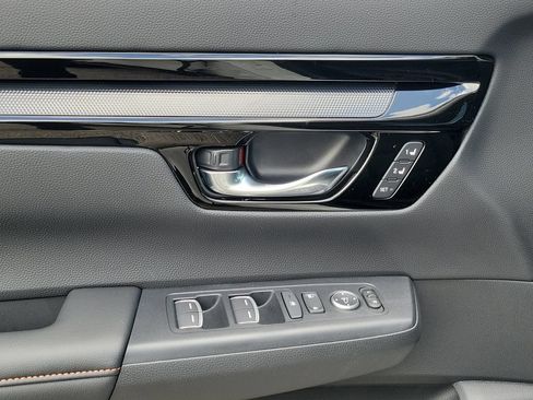 Used 2026 Honda CR-V Sport Touring image 27