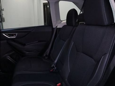 Used 2023 Subaru Forester Premium AWD/4WD image 16