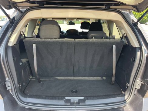 Used 2019 Dodge Journey SE FWD image 23