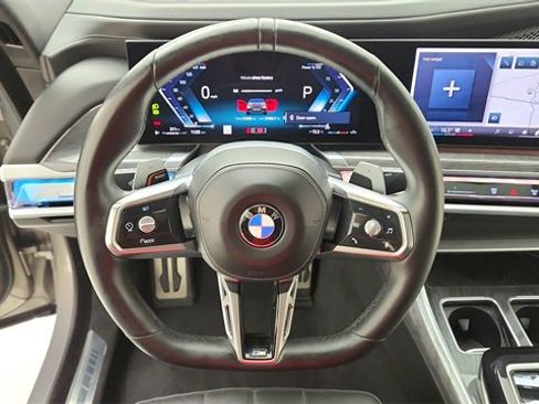 Used 2024 BMW 740i image 20