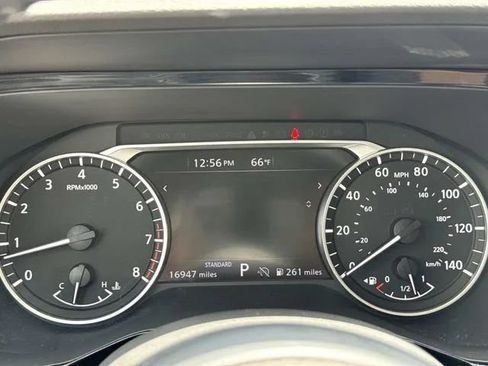 Used 2025 Nissan Pathfinder SV FWD image 46