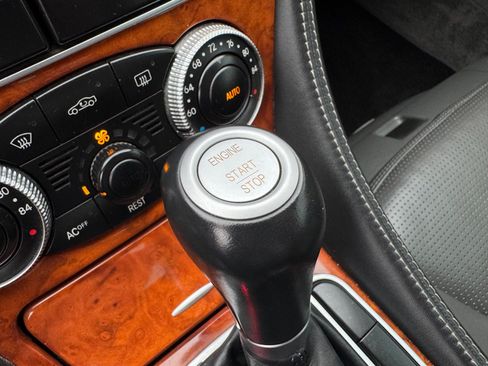 Used 2005 Mercedes-Benz SL 65 AMG image 28