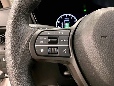 Used 2025 Honda CR-V EX image 27