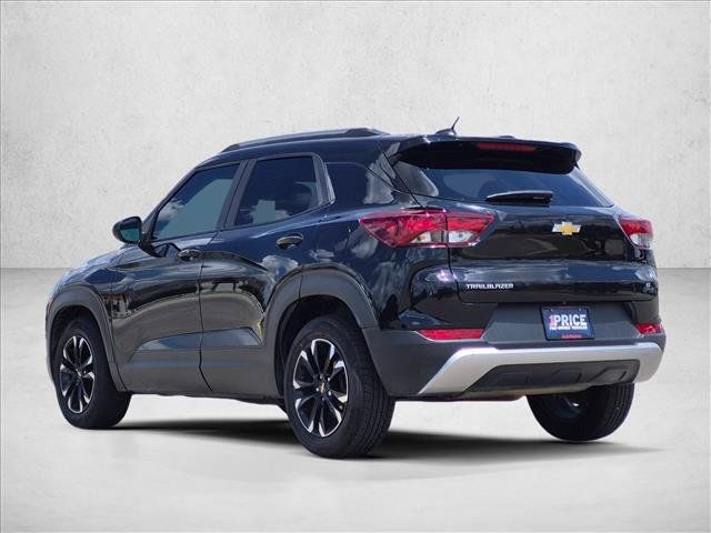 Used 2022 Chevrolet TrailBlazer LT FWD image 4