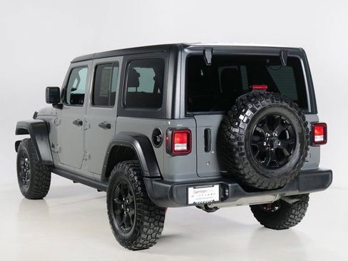 Used 2022 Jeep Wrangler Unlimited Sport image 31