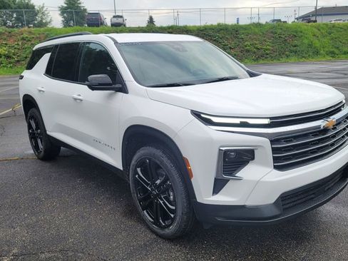 New 2026 Chevrolet Traverse LT w/ Driver Confidence Package image 16