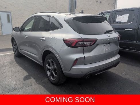 Used 2024 Ford Escape ST-Line w/ Tech Pack #1 AWD/4WD image 4