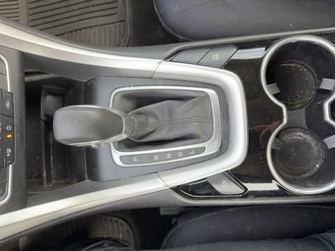 Used 2016 Ford Fusion SE image 14