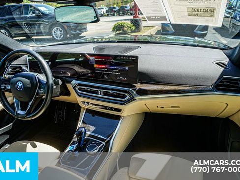 Used 2022 BMW i4 eDrive40 image 31