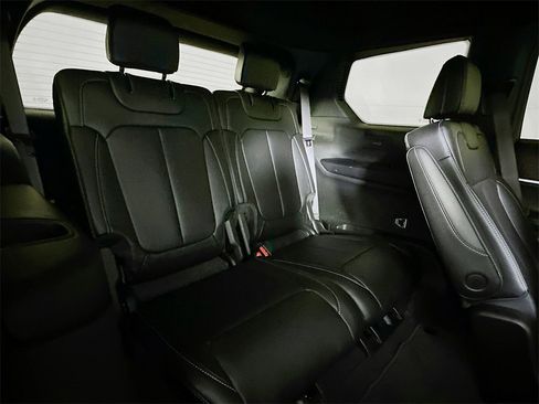 Used 2025 Jeep Grand Cherokee L Limited w/ Black Appearance Package image 14