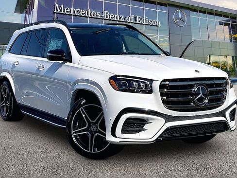 New 2026 Mercedes-Benz GLS 450 4MATIC image 1
