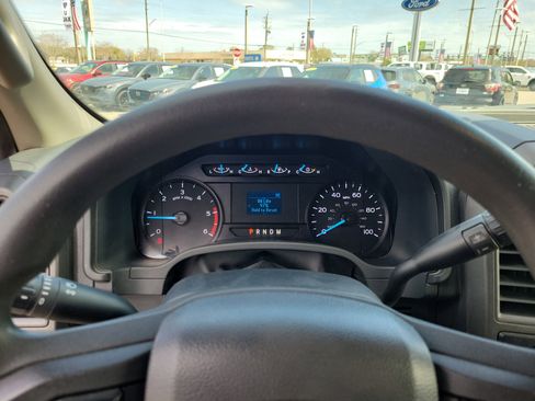 Used 2022 Ford F350 XL w/ Power Equipment Group image 14